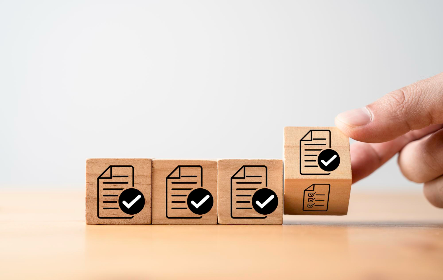 Segurança em racks e gabinetes: descubra por que normas internacionais garantem durabilidade e eficiência na infraestrutura de TI e Telecom.